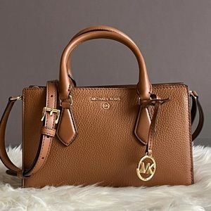 Small leather Michael Kors Bag